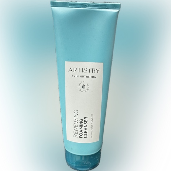 Artistry skin Nutrition Hydrating Cleanser by Amway new - Picture 1 of 3